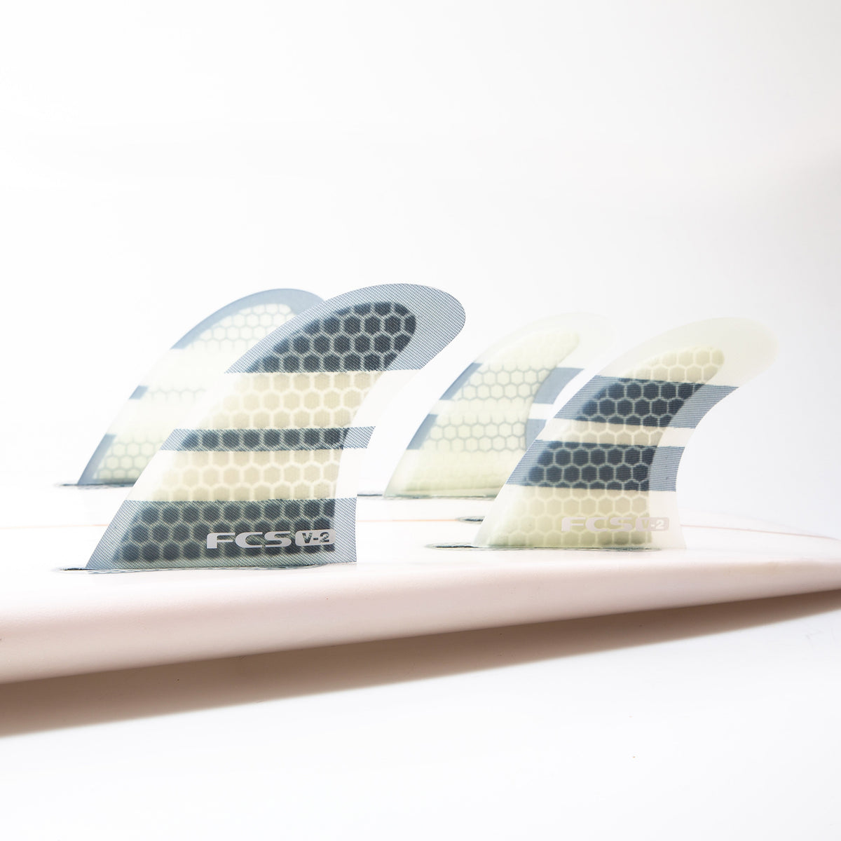 V2 PC Tri-Ailerons Quad